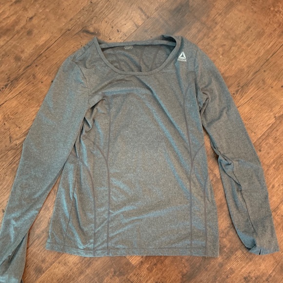 Reebok Workout Top - Picture 1 of 3